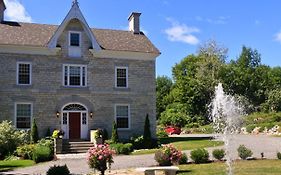 Clyde Hall Bed And Breakfast