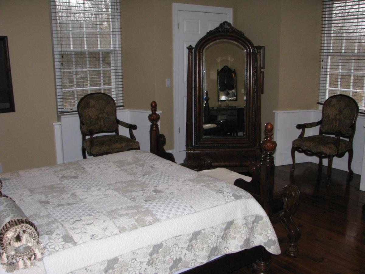 Clyde Hall Bed And Breakfast Lanark Exterior photo